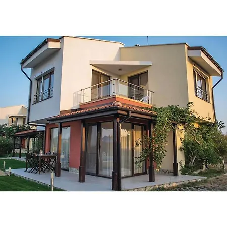 בית נופש C/x St. Stefan House 1 *